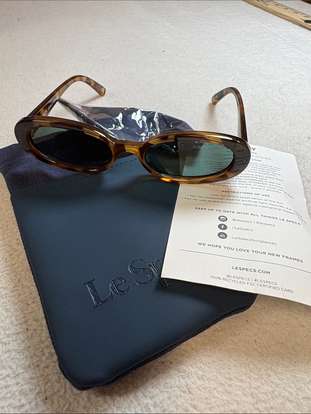 Le Specs Tortoiseshell Oval Sunglasses - Brown & Amber Frames